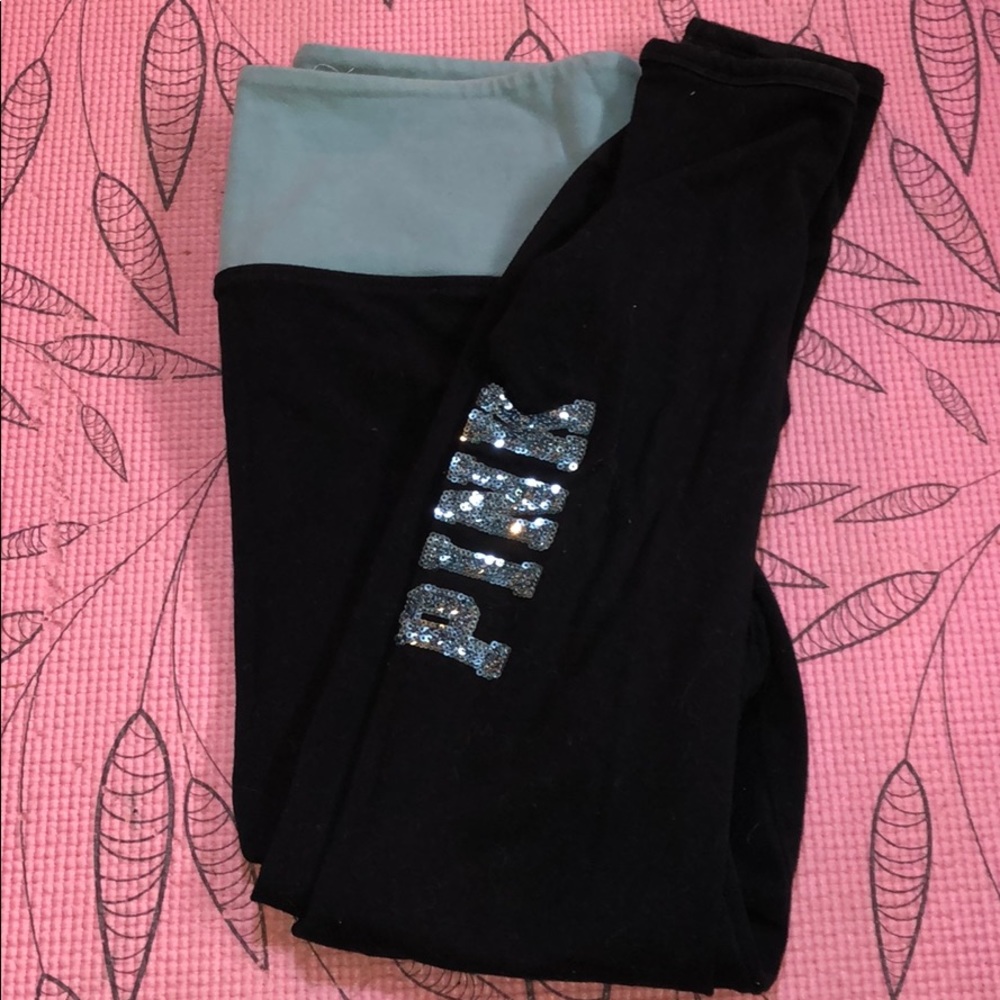 Pink, yoga leggings (M)